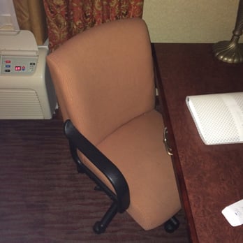 Hampton Inn Waterbury - You'll see this very same chair in pics from a 2010 review from another site. It looked better back then.... - Hotels Near Me - Waterbury, Connecticut Hampton Inn Waterbury - You'll see this very same chair in pics from a 2010 review from another site. It looked better back then.... - Hotels Near Me - Waterbury, Connecticut