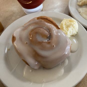 Sunrise Family Restaurant - Cinnamon Roll - Breakfast & Brunch Near Me - Caldwell, Idaho Sunrise Family Restaurant - Cinnamon Roll - Breakfast & Brunch Near Me - Caldwell, Idaho