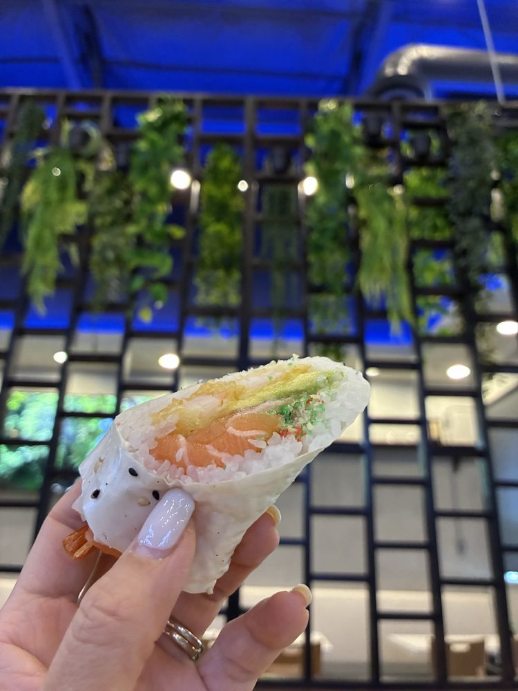 Master Sushi & Oyster - Photo 2