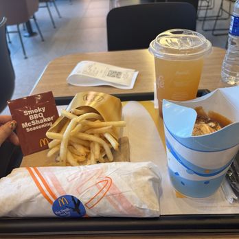 McDonald's - Fast Food Near Me - Chicago, Illinois