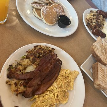Tenafly Classic Diner - Breakfast, silver dollars pancakes. - Diners Near Me - Tenafly, New Jersey