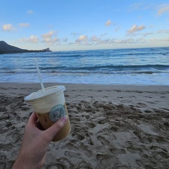 Honolulu Coffee - Moana Surfrider - Enjoying on the beach - Coffee & Tea Near Me - Honolulu, Hawaii Honolulu Coffee - Moana Surfrider - Enjoying on the beach - Coffee & Tea Near Me - Honolulu, Hawaii