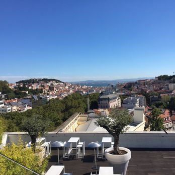 Sky Bar - Beautiful view - Bars Near Me - Lisbon, 11