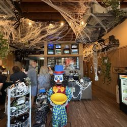 Halloween Decor still haunts