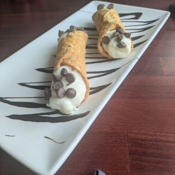 Frankie's International Bistro - Breakfast & Brunch Near Me - Plainville, Massachusetts