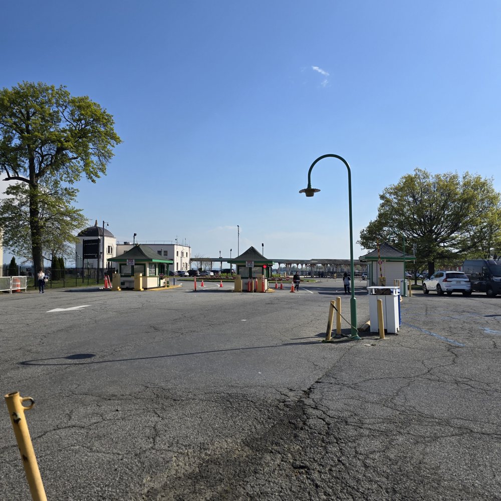 Playland Park - parking - Amusement Parks Near Me - Rye, New York Playland Park - parking - Amusement Parks Near Me - Rye, New York