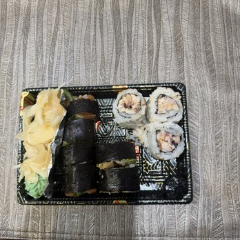 Sushi X - Riceless Sashimi Roll, Riceless Bombshell, Spicy Taco ~ are the rest - Japanese Near Me - Chicago, Illinois