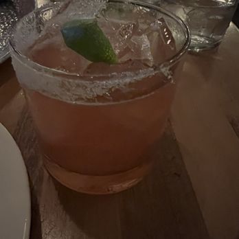 Earls Kitchen + Bar - Strawberry margarita - Canadian (New) Near Me - Richmond, British Columbia