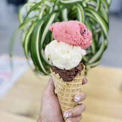 The Play Cafe - Ice Cream