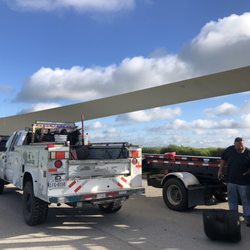 Tire Repair 24 Hour Roadside Assistance & Lockout Service - Trailer tire service