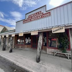 Sowell's BBQ - Outside