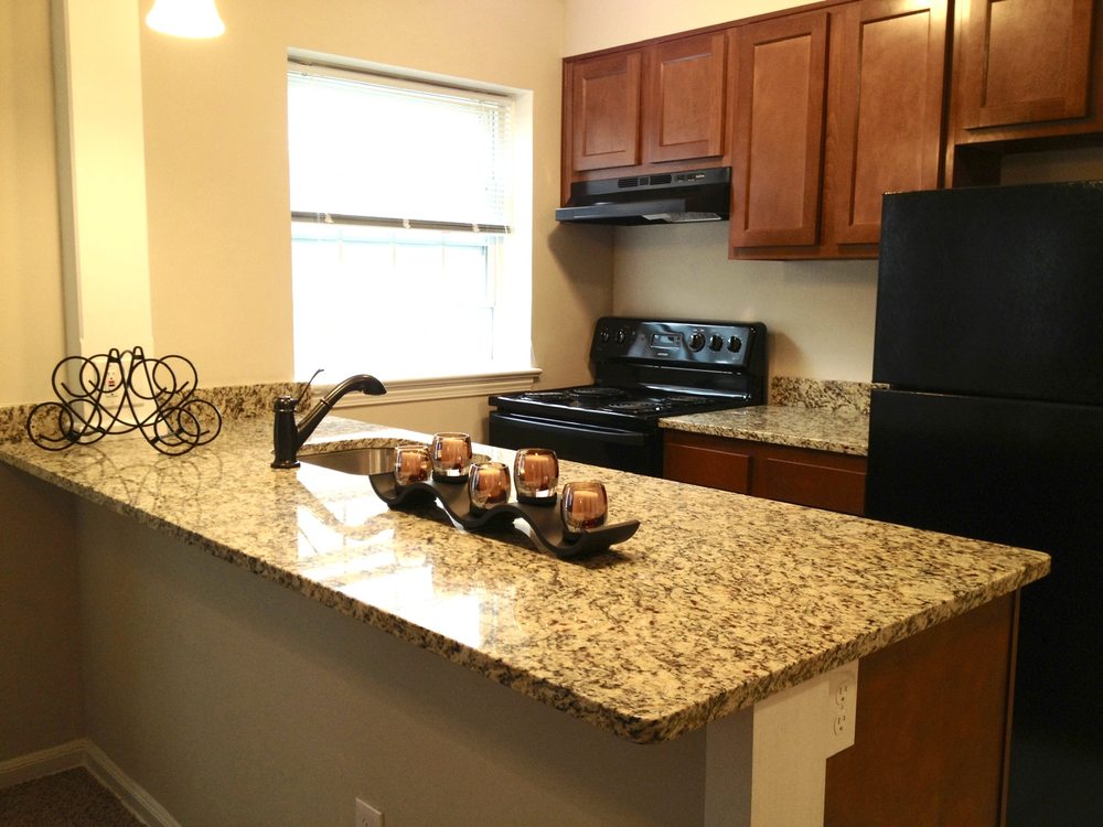 COURTYARD APARTMENTS 13 Photos 19606 Van Aken Blvd, Shaker Heights