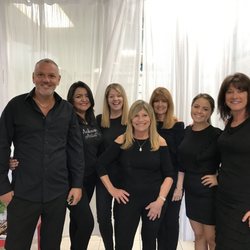 Bobby Pins Hair Design - BobbyPins Team