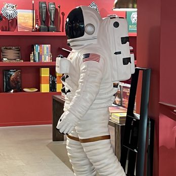 Assouline At Bal Harbour Shops - Books, Mags, Music & Video Near Me - Bal Harbour, Florida Assouline At Bal Harbour Shops - Books, Mags, Music & Video Near Me - Bal Harbour, Florida