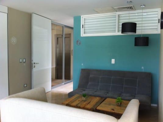 laptop friendly cafe