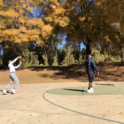 Hornets Nest Park - The big and small kids loved the basketball courts.
