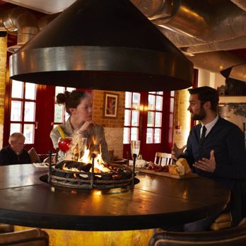 One Over The Ait - Pubs Near Me - Brentford, XGL One Over The Ait - Pubs Near Me - Brentford, XGL