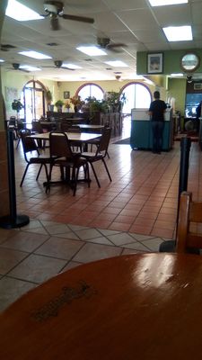 Roberto's Mexican Food by null