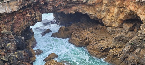 Boca do Inferno - Devil’s Mouth by null