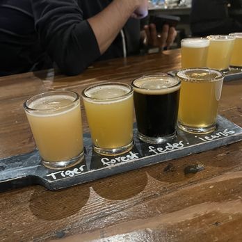 Fogbelt Brewing Company - Flight - Brewpubs Near Me - Santa Rosa, California Fogbelt Brewing Company - Flight - Brewpubs Near Me - Santa Rosa, California
