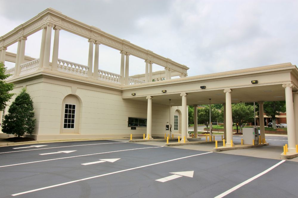 FIDELITY BANK 600 Oberlin Rd Raleigh North Carolina Banks 
