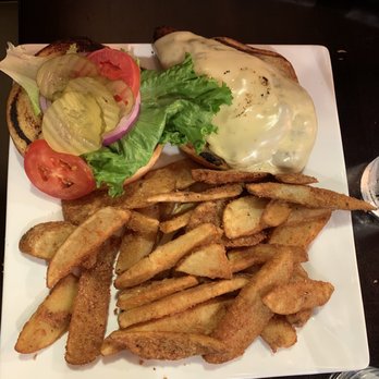 Angus Grill & Cantina - Angus Classic - sub w chicken - Bars Near Me - Rogers, Arkansas