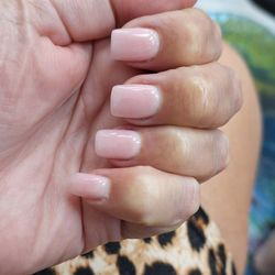 May’s Nails