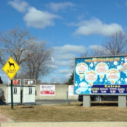 Mr Bubbles Auto Spa - Cool dog sign :)