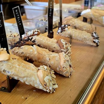 Italia Bakery - Cannoli - Bakeries Near Me - Vancouver, British Columbia