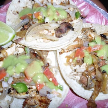 El Rey del Taco - Tacos de Pollo - Food Trucks Near Me - Playa del Carmen, ROO El Rey del Taco - Tacos de Pollo - Food Trucks Near Me - Playa del Carmen, ROO