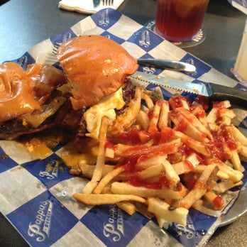 Pappas Burger - Enjoying My burger and half ways a leak in ceiling. xD - Burgers Near Me - Houston, Texas Pappas Burger - Enjoying My burger and half ways a leak in ceiling. xD - Burgers Near Me - Houston, Texas
