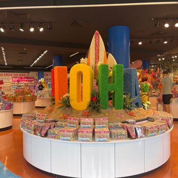 IT'SUGAR - Candy Stores Near Me - Honolulu, Hawaii IT'SUGAR - Candy Stores Near Me - Honolulu, Hawaii