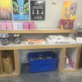 Canvas Crashers - Set up - Paint & Sip Near Me - Tonawanda, New York