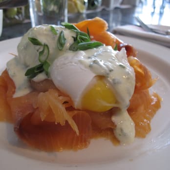 Joseph Leonard - Eggs Benedict (with Smoked Salmon) - New American Near Me - New York, New York