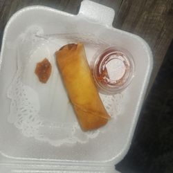 Yogis Grill - Veggie rolls