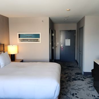 Hilton San Jose - Suite - Hotels Near Me - San Jose, California