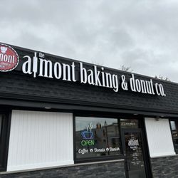 Almont Pastry & Donut Shop - Storefront