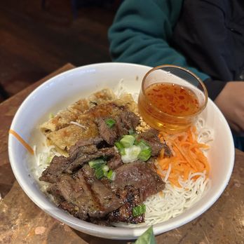 Sunflower Potrero Hill - beef vermicelli - Vietnamese Near Me - San Francisco, California