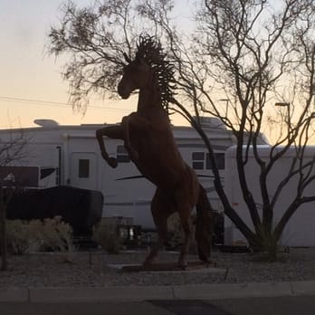 High Desert RV Park - RV Parks Near Me - Albuquerque, New Mexico