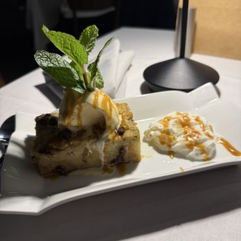 Arcos Cucina + Bar - Bread pudding - Italian Near Me - Hopkinton, Massachusetts Arcos Cucina + Bar - Bread pudding - Italian Near Me - Hopkinton, Massachusetts