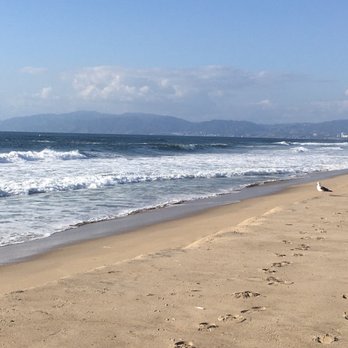 Dockweiler State Beach - The beach was empty - Beaches Near Me - Playa Del Rey, California Dockweiler State Beach - The beach was empty - Beaches Near Me - Playa Del Rey, California