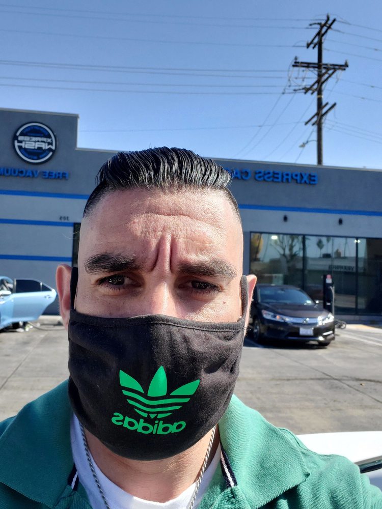 COMPTON CAR STUDIO EXPRESS CAR WASH Updated October 2024 34 Photos