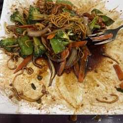 Viet Rice - 20. Egg Noodle with pork