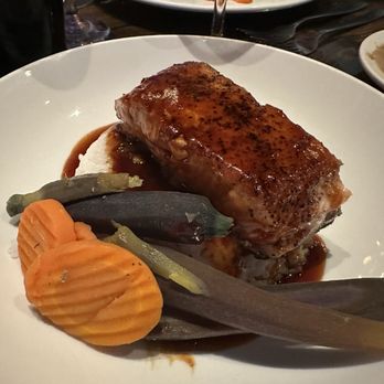 Bites & Bubbles - Wine Bars Near Me - Orlando, Florida