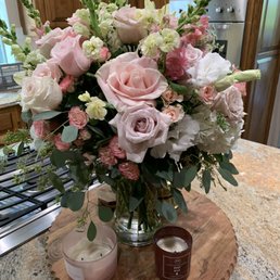 Anniversary arrangement. Anniversary arrangement.