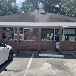 Sambo's - Front of Sambos