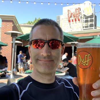 Duff Brewery Beer Garden - Beer Gardens Near Me - Universal City, California