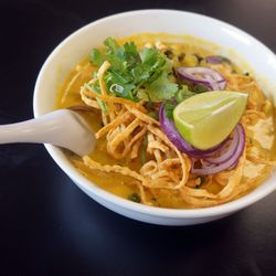 Khao Hom - Chicken Khao Soi