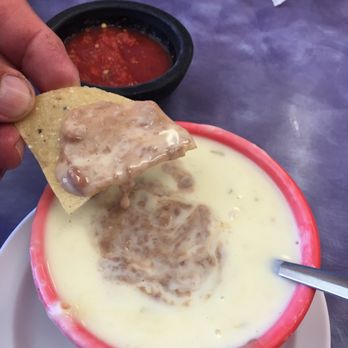 La Rosita Mexican Restaurant - Bean dip (beans in queso) - Mexican Near Me - Clinton, Arkansas La Rosita Mexican Restaurant - Bean dip (beans in queso) - Mexican Near Me - Clinton, Arkansas