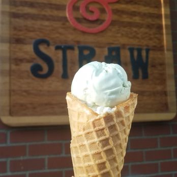 Salt & Straw - Green Fennel and Apple - Ice Cream & Frozen Yogurt Near Me - Seattle, Washington Salt & Straw - Green Fennel and Apple - Ice Cream & Frozen Yogurt Near Me - Seattle, Washington